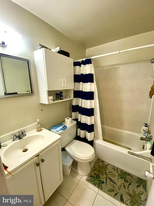 1064 W W Side Dr Unit 25-F, Gaithersburg, MD 20878 - bathroom with tile patterned floors, vanity, and shower / bath combo