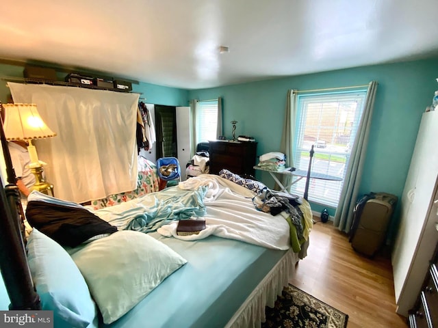 1064 W W Side Dr Unit 25-F, Gaithersburg, MD 20878 - bedroom with wood finished floors