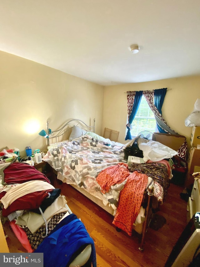 1064 W W Side Dr Unit 25-F, Gaithersburg, MD 20878 - bedroom with wood finished floors