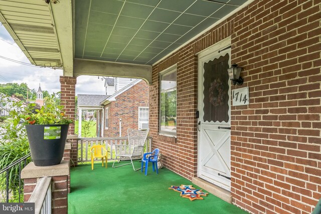 1714 S Main St, Bechtelsville, PA 19505 - view of covered porch