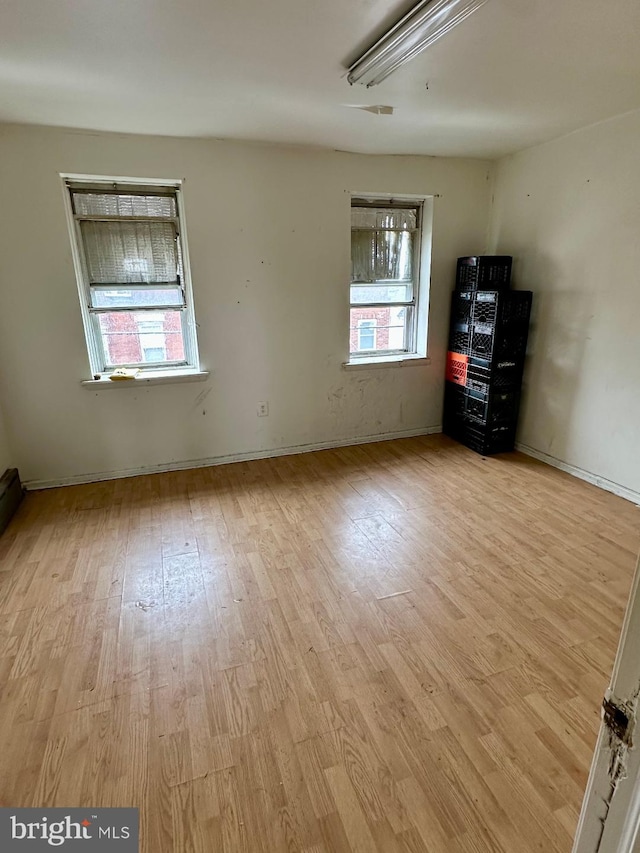 1618 S 6th St, Philadelphia, PA 19148 - unfurnished room with wood finished floors and baseboards