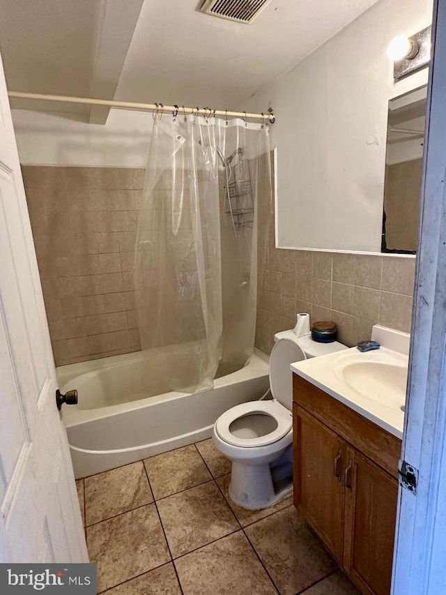 1618 S 6th St, Philadelphia, PA 19148 - full bath featuring tile walls, shower / tub combo with curtain, vanity, and tile patterned floors