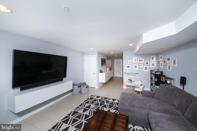 1318 E Eyre St, Philadelphia, PA 19125 - living area featuring recessed lighting and light tile patterned floors