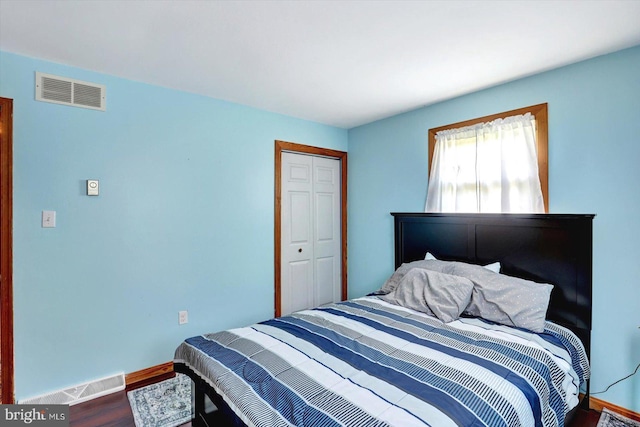 225 Bobby Jones Dr, Etters, PA 17319 - bedroom with wood finished floors and a closet