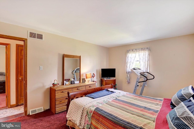 225 Bobby Jones Dr, Etters, PA 17319 - bedroom featuring dark colored carpet