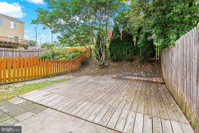 14 Ensign Ct, Essex, MD 21221 - view of wooden terrace