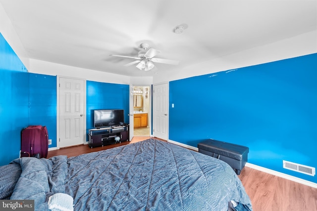 1401 Kenny, Burlington, NJ 08016 - bedroom featuring wood finished floors, ceiling fan, and ensuite bath