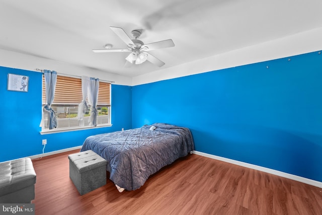 1401 Kenny, Burlington, NJ 08016 - bedroom with wood finished floors and a ceiling fan