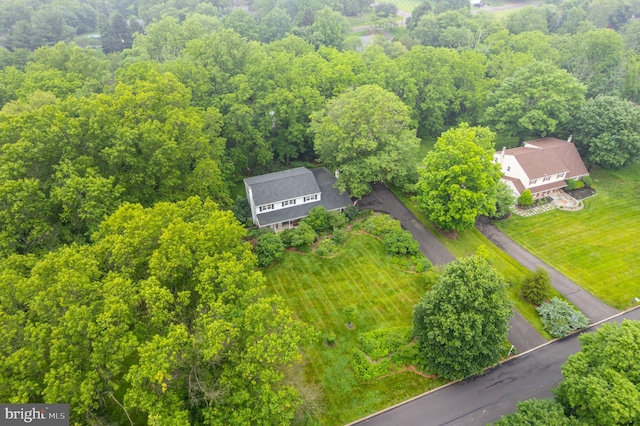207 Saddle Dr, Furlong, PA 18925 - aerial view of property and surrounding area featuring a heavily wooded area
