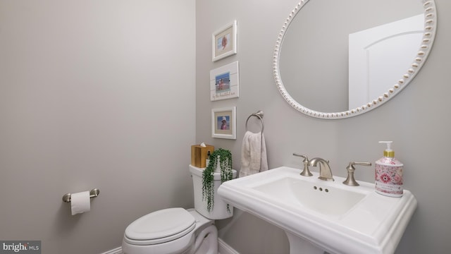 274 W Ashland St, Doylestown, PA 18901 - bathroom with toilet and baseboards