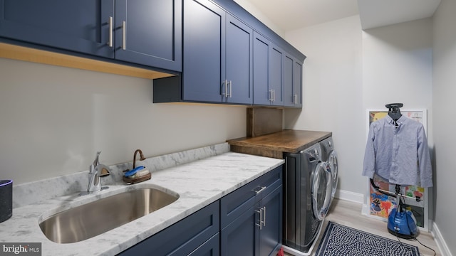 274 W Ashland St, Doylestown, PA 18901 - laundry room featuring washing machine and clothes dryer and cabinet space