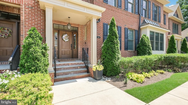 274 W Ashland St, Doylestown, PA 18901 - entrance to property with brick siding