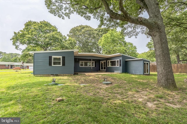 511 Sylvan Way, Pasadena, MD 21122 - rear view of house