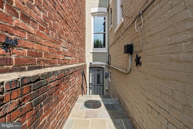 425 16th St SE, Washington, DC 20003 - doorway to property with brick siding