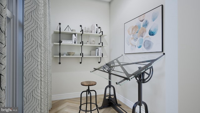 42125 Picasso Sq, Ashburn, VA 20148 - detailed view of baseboards