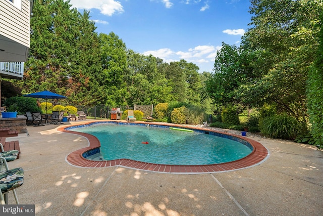 3773 Plum Hill Ct, Ellicott City, MD 21042 - outdoor pool featuring a patio
