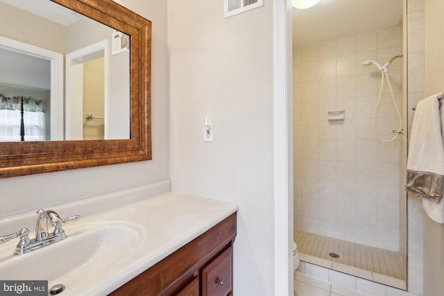 1606 Peacock Ln, Silver Spring, MD 20904 - bathroom featuring vanity and tiled shower