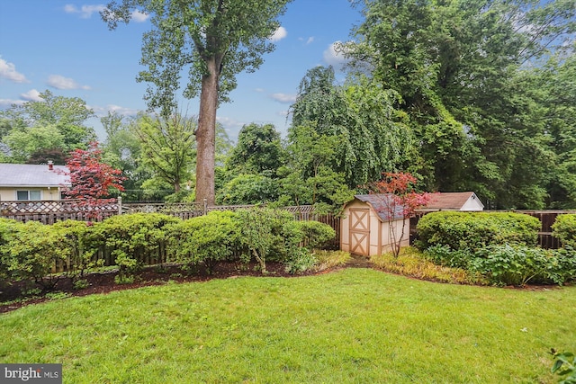 1606 Peacock Ln, Silver Spring, MD 20904 - fenced backyard featuring a storage unit