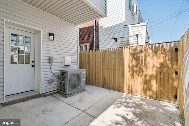 1835 Dudley St, Philadelphia, PA 19145 - view of patio / terrace