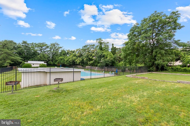 1009 Chillum Rd Unit 305, Hyattsville, MD 20782 - view of yard with view of wooded area