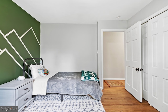 126 Woodview Dr, Doylestown, PA 18901 - bedroom with wood finished floors