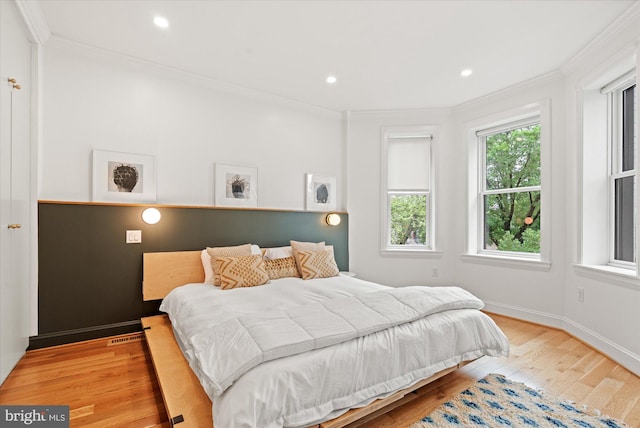 7 U St NW, Washington, DC 20001 - bedroom featuring light wood finished floors, crown molding, and recessed lighting