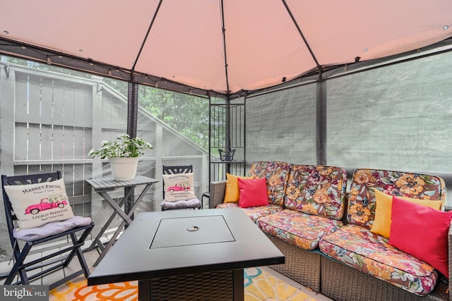 840 W Spring Meadow Ct, Edgewood, MD 21040 - view of sunroom