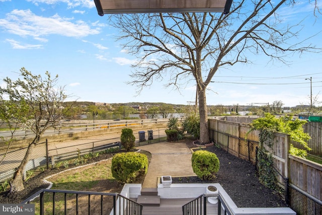 1539 K St SE, Washington, DC 20003 - fenced backyard with a patio area