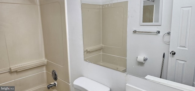 10725 W Dr Unit 301, Fairfax, VA 22030 - bathroom with shower / washtub combination and toilet