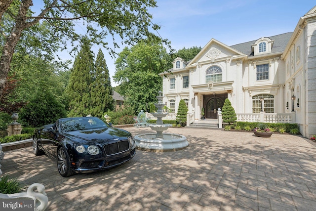 423 Seneca Rd, Great Falls, VA 22066 - view of front of home