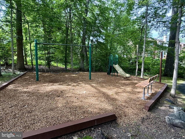 5818 Jacksons Oak Ct, Burke, VA 22015 - view of communal playground