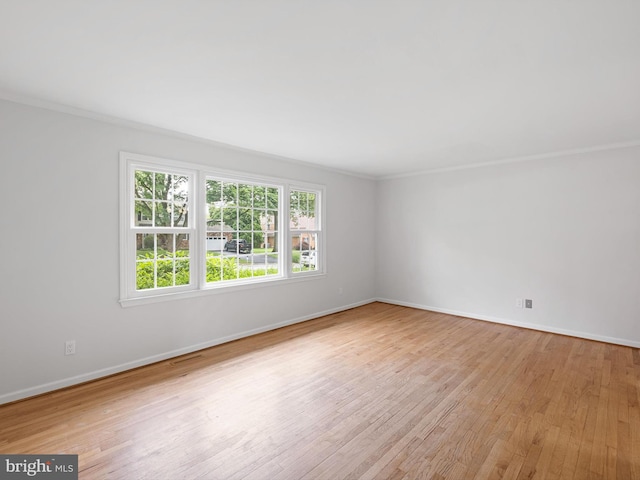 110 Wembley Rd, Wilmington, DE 19808 - unfurnished room with wood finished floors and ornamental molding