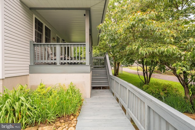 108 W Center St, Kitzmiller, MD 21538 - view of stairway