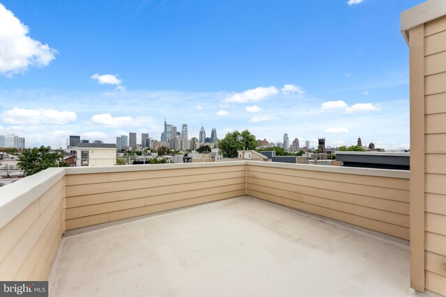 2228 Carpenter St, Philadelphia, PA 19146 - balcony featuring a skyline view