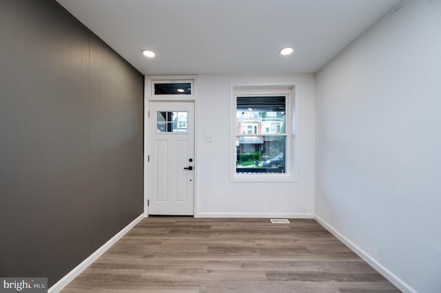 1354 Green St, Reading, PA 19604 - entrance foyer featuring light wood-style flooring and recessed lighting