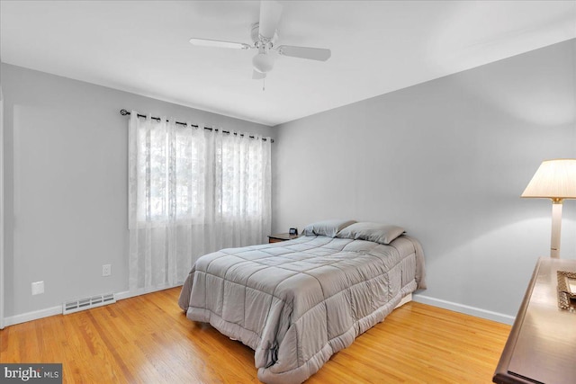 19 Oniontown Rd, Medford, NJ 08055 - bedroom with wood finished floors and ceiling fan