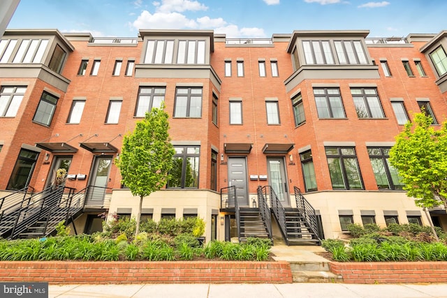 146 S St NW Unit B, Washington, DC 20001 - view of apartment building / complex