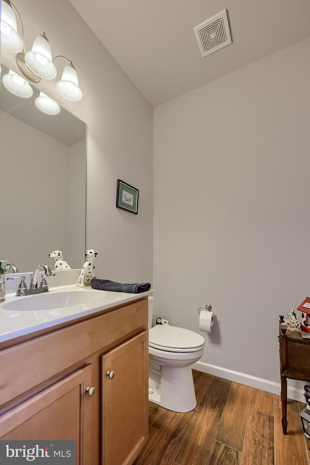 36 Elm Ct, Lancaster, PA 17603 - bathroom with wood finished floors and vanity