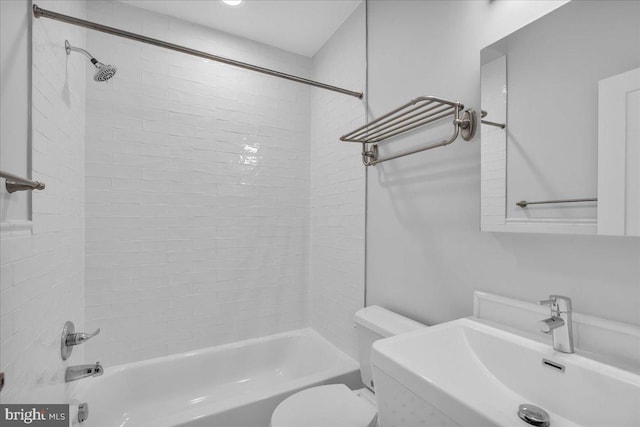144 Levering St, Philadelphia, PA 19127 - bathroom with bathing tub / shower combination and vanity