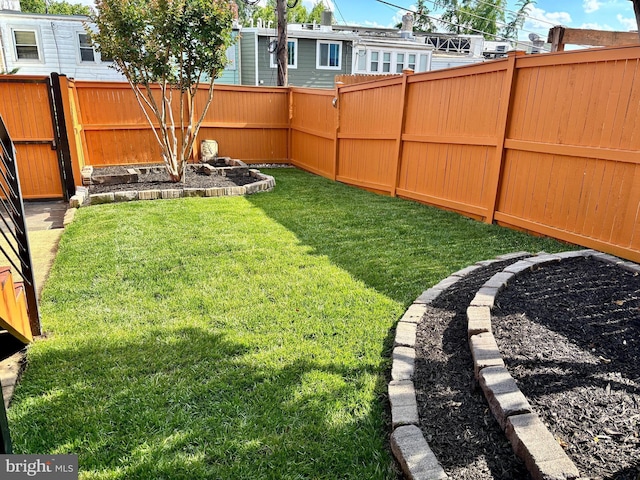 904 Emerson St NW, Washington, DC 20011 - view of fenced backyard