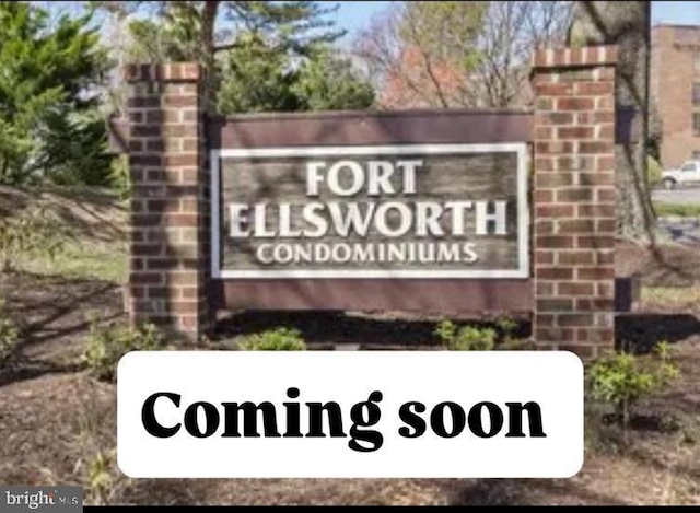 120 Roberts Ln Unit 400, Alexandria, VA 22314 - view of community / neighborhood sign