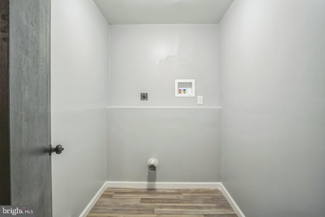121 Almond Ct, Milford, PA 18337 - laundry room with hookup for an electric dryer, hookup for a washing machine, and wood finished floors
