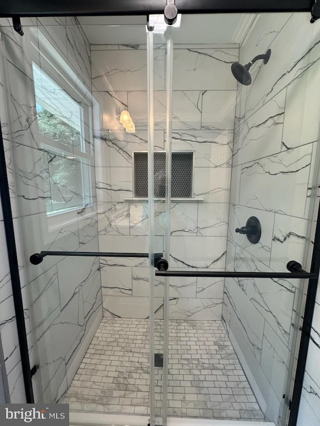 8357 Gannon Cir, Easton, MD 21601 - full bathroom with a marble finish shower
