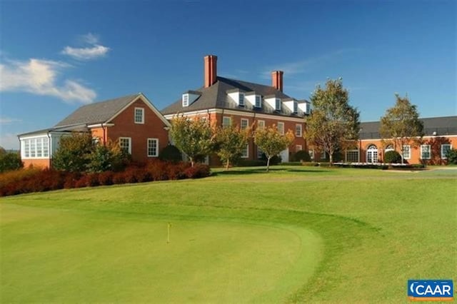 3190 Prestwick Pl, Keswick, VA 22947 - view of property's community featuring a putting green, golf course view, and a yard