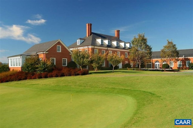 3190 Prestwick Pl, Keswick, VA 22947 - view of community with a yard, a putting green, and view of golf course