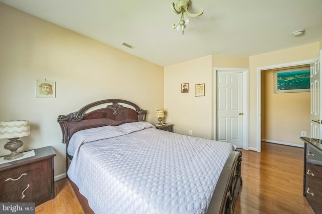15 Kresson Ct, Berlin, NJ 08009 - bedroom with wood finished floors