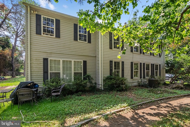 13321 Travilah Rd, Potomac, MD 20854 - view of colonial inspired home