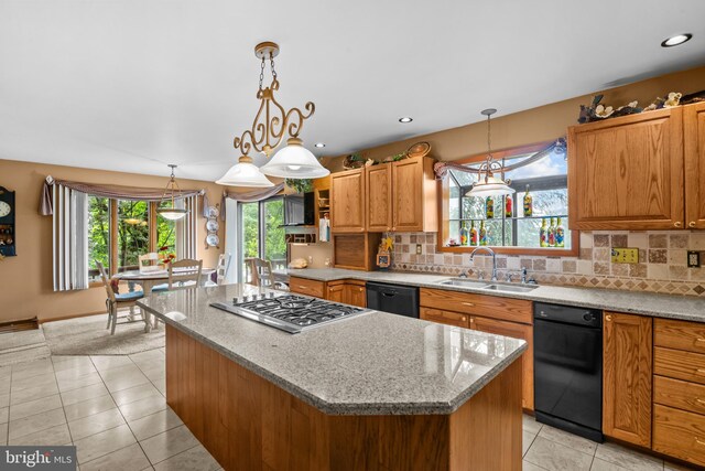 16 Golfview Ln, Reading, PA 19606 - kitchen featuring stainless steel gas cooktop, dishwasher, a center island, backsplash, and recessed lighting