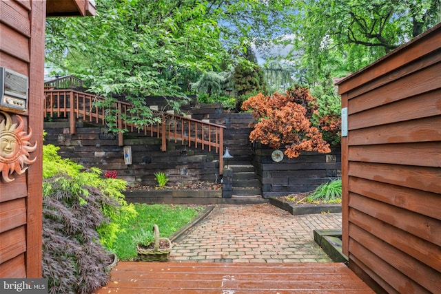 16 Golfview Ln, Reading, PA 19606 - view of patio / terrace