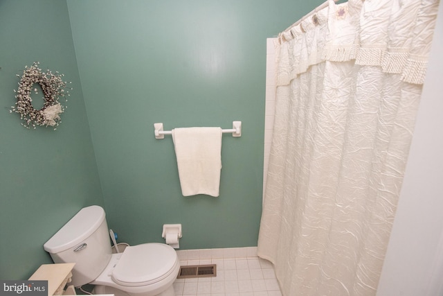 3920 Seneca Ct, Skippack, PA 19474 - full bathroom featuring tile patterned flooring and a shower with curtain